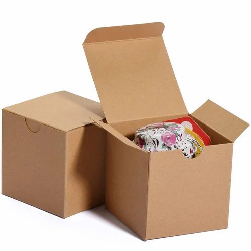 Cardboard gift packaging box